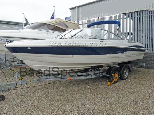 Maxum 2000 SR3 anmeldelser og tekniske specifikationer